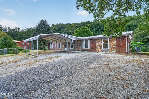 Photo of 688 Rocky Summit Road, Bean Station, TN 37708 (MLS # 10000671)