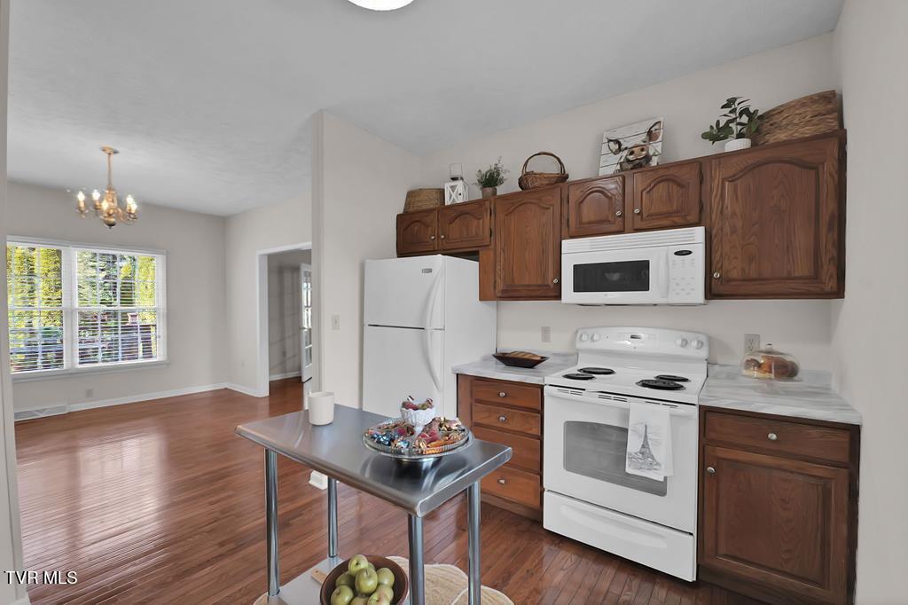 17995 Glenwood Drive, Abingdon, Virginia image 43