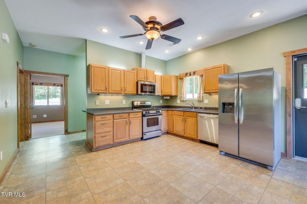 Photo of 705 Union Chapel Road, Afton, TN 37616 (MLS # 9995357)
