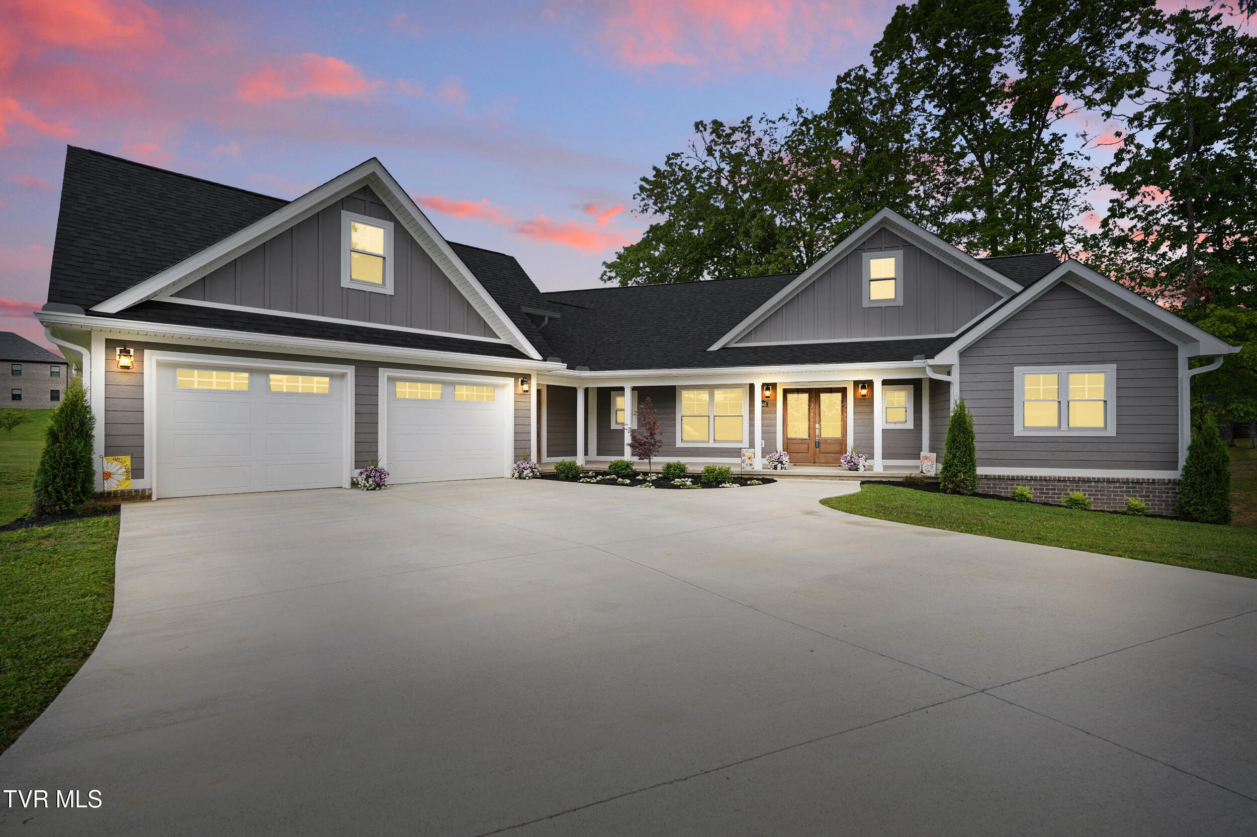 5541 Hester Court, Piney Flats, Tennessee image 1