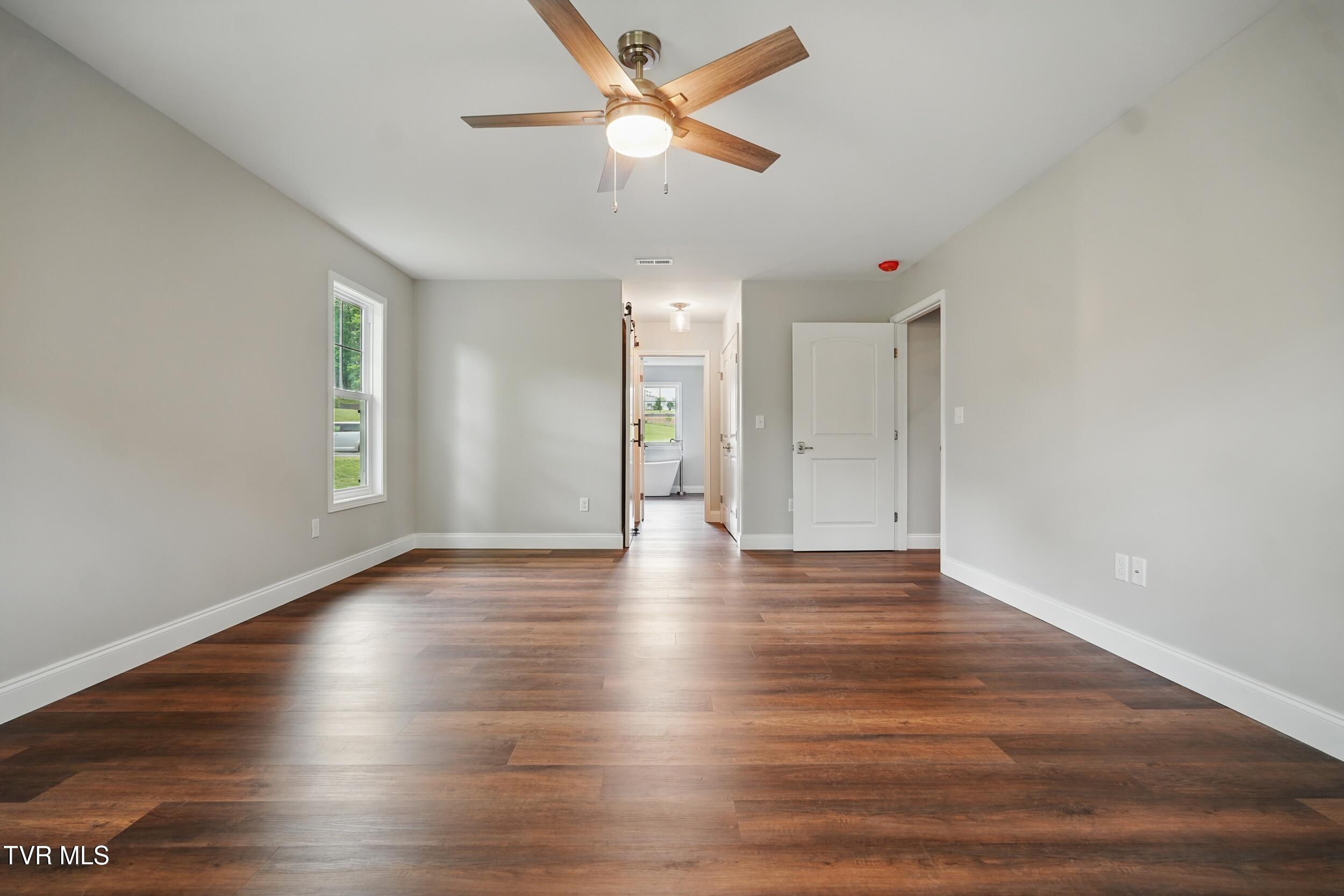 5541 Hester Court, Piney Flats, Tennessee image 20