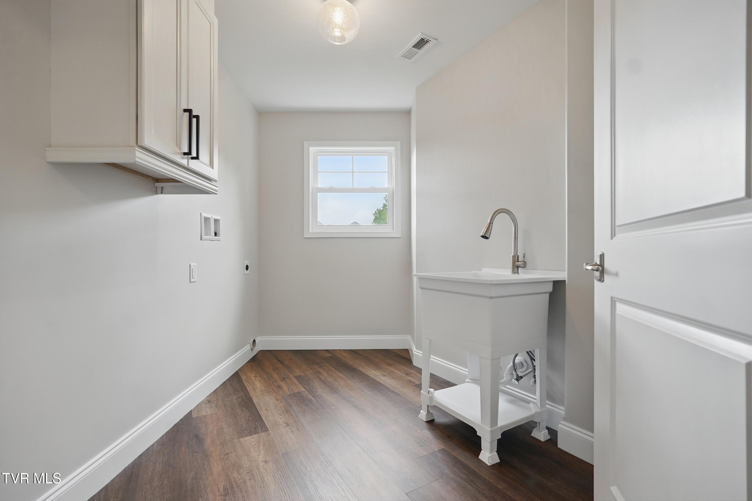 5541 Hester Court, Piney Flats, Tennessee image 36