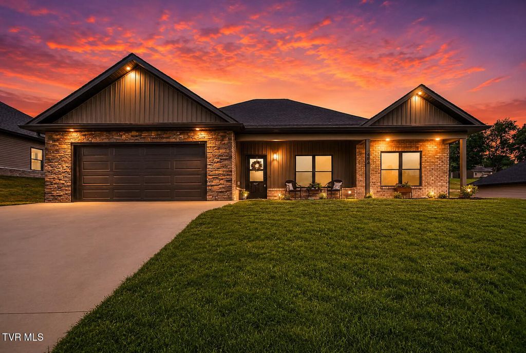 Photo of 462 Middays Rest RST, Jonesborough, TN 37659 (MLS # 9997154)