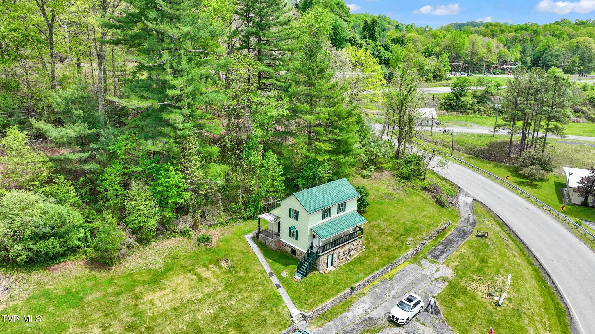 6802 Lockwood Drive, Wise, Virginia image 9