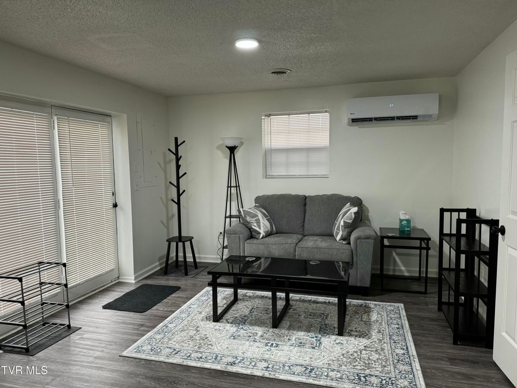 Photo of 159 Ja Ramsey Lane, Jonesborough, TN 37659 (MLS # 9989968)