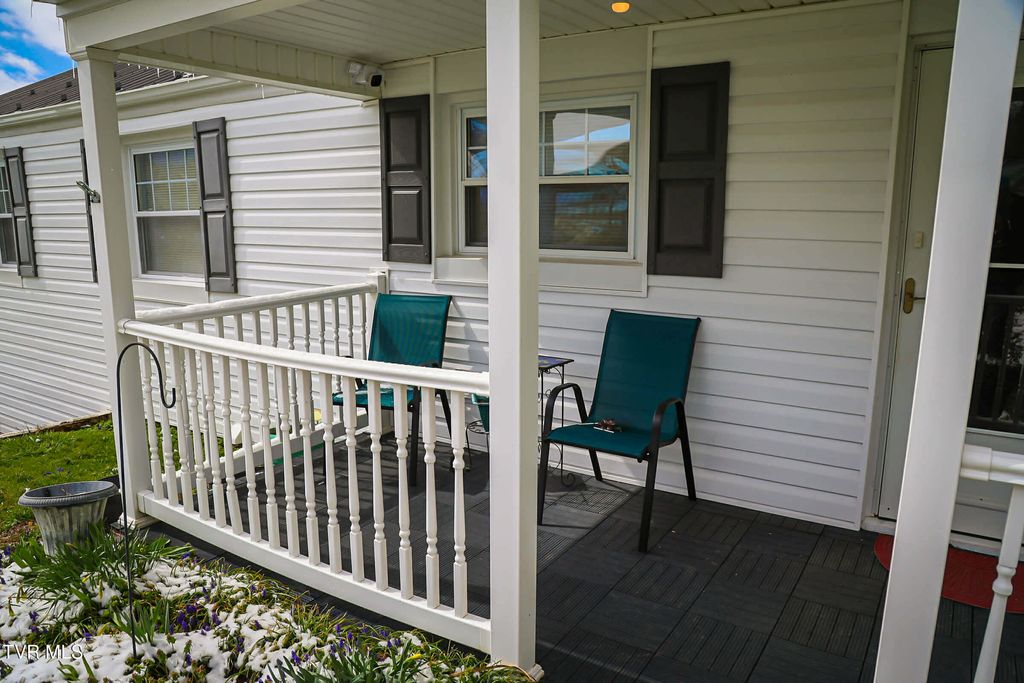 Photo of 18 Old Quarry Road, Saltville, VA 24370 (MLS # 9992502)