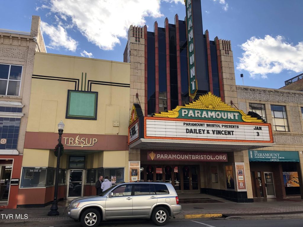 Photo of 514 State Street, Bristol, TN 37620 (MLS # 9982954)