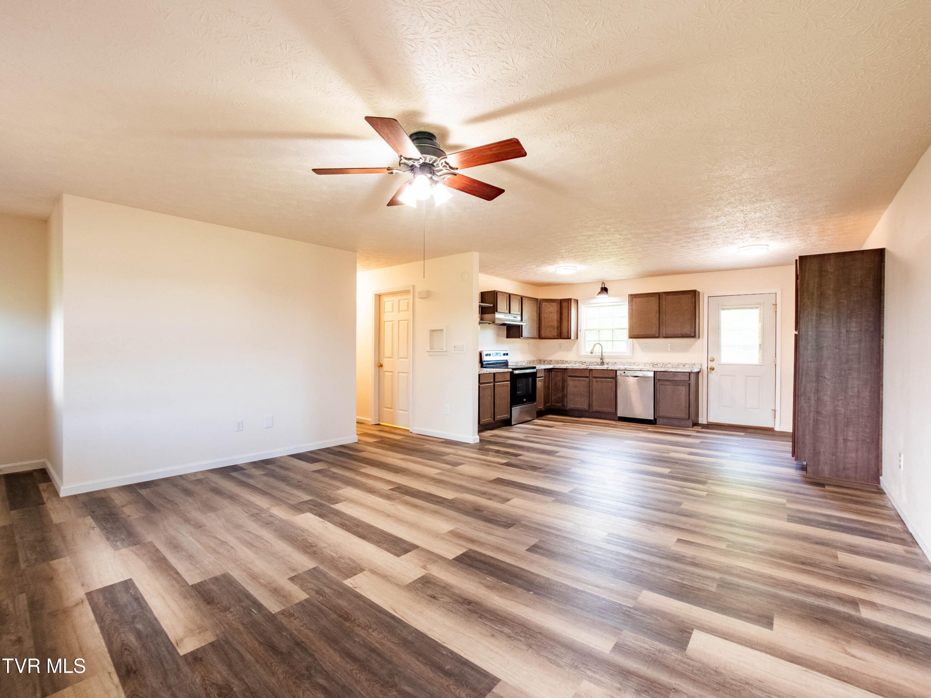 439 Austin Circle