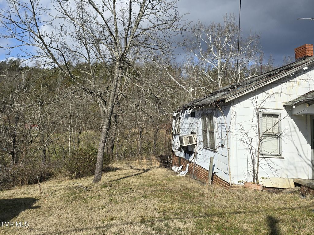 Photo of 4108 Ridge Road, Kingsport, TN 37660 (MLS # 9990031)