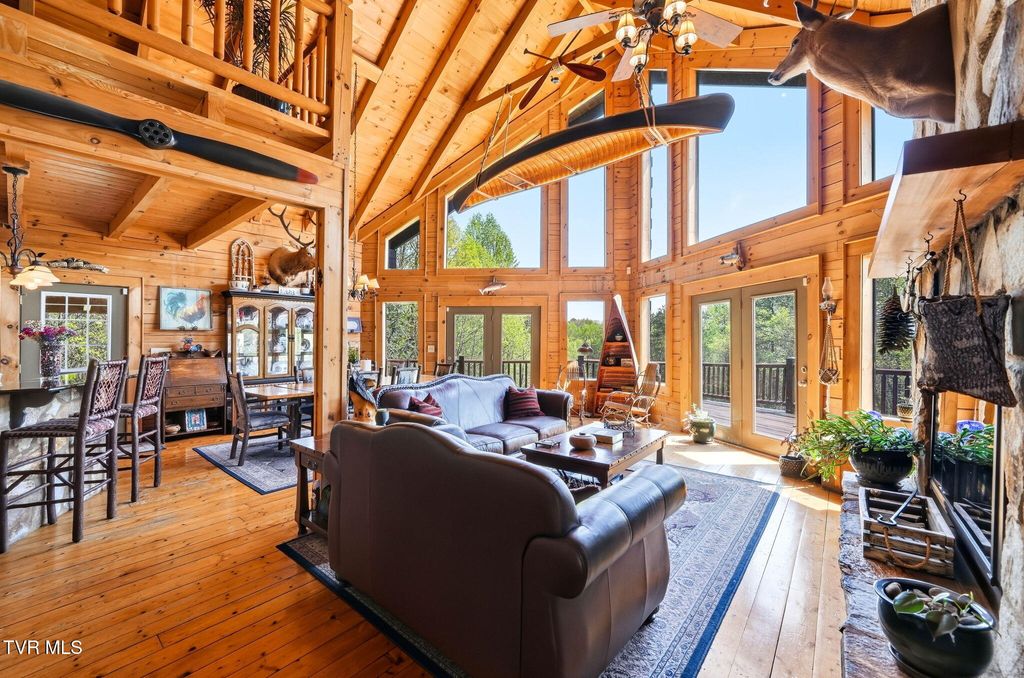 Photo of 625 Goods Drive, Kingsport, TN 37663 (MLS # 9993879)