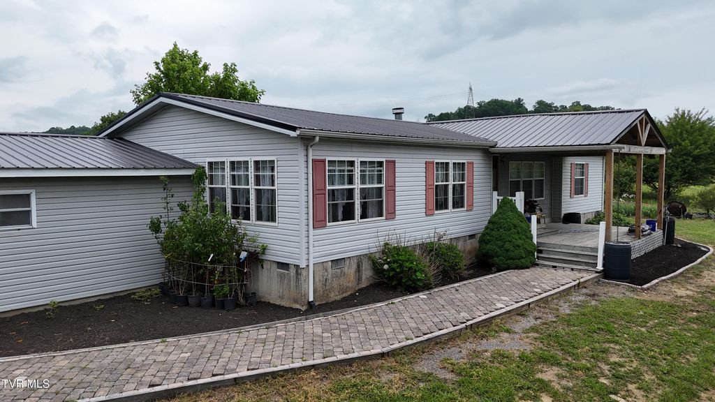 Photo of 1168 Webster Valley Road, Rogersville, TN 37857 (MLS # 9996140)