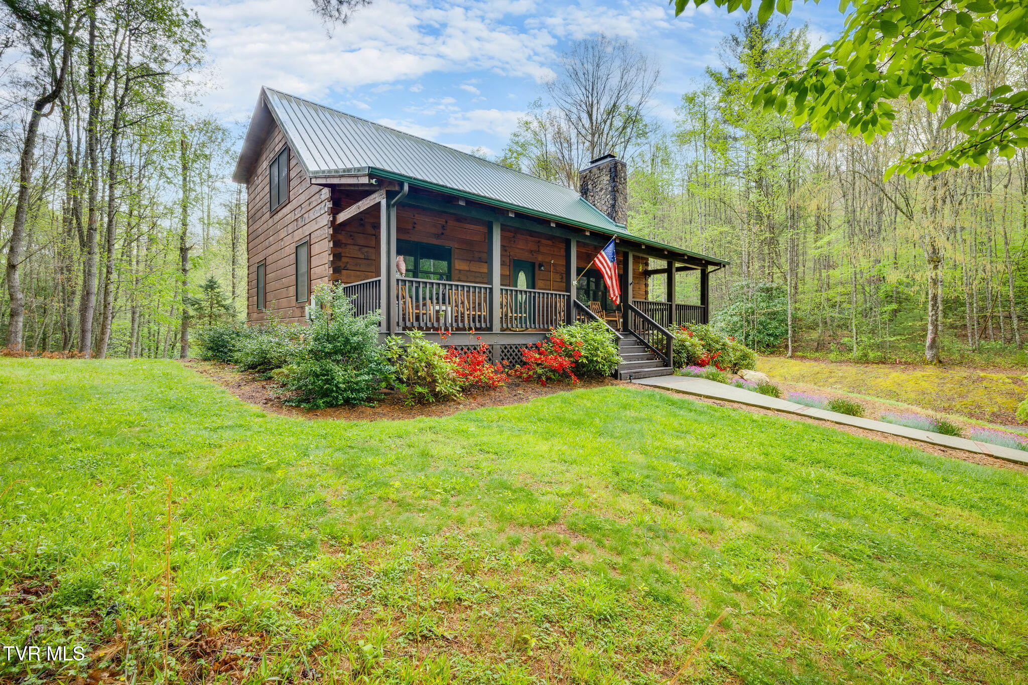 215 Myrtle Drive, Butler, Tennessee image 8
