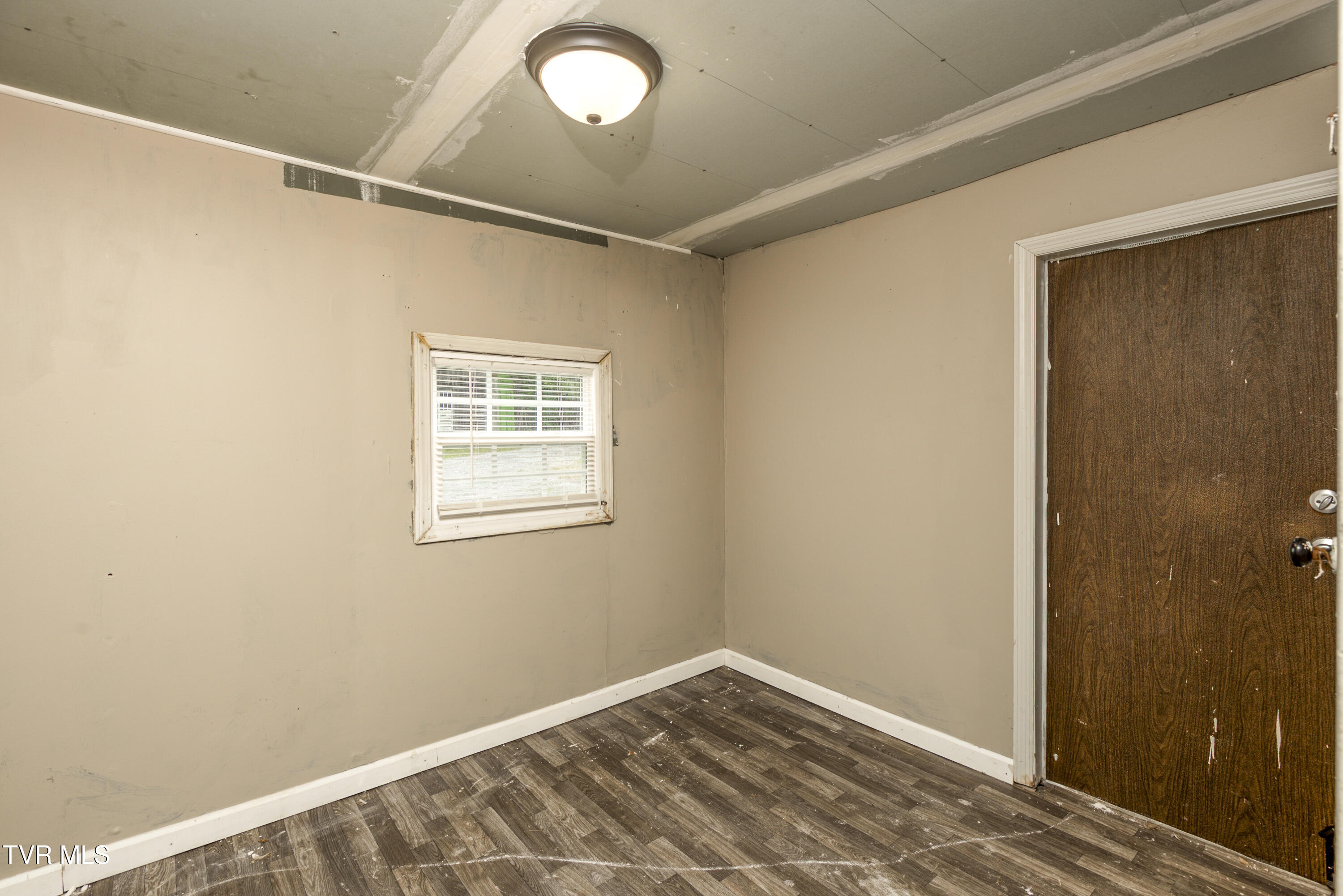 11030 College Drive, Meadowview, Virginia image 13