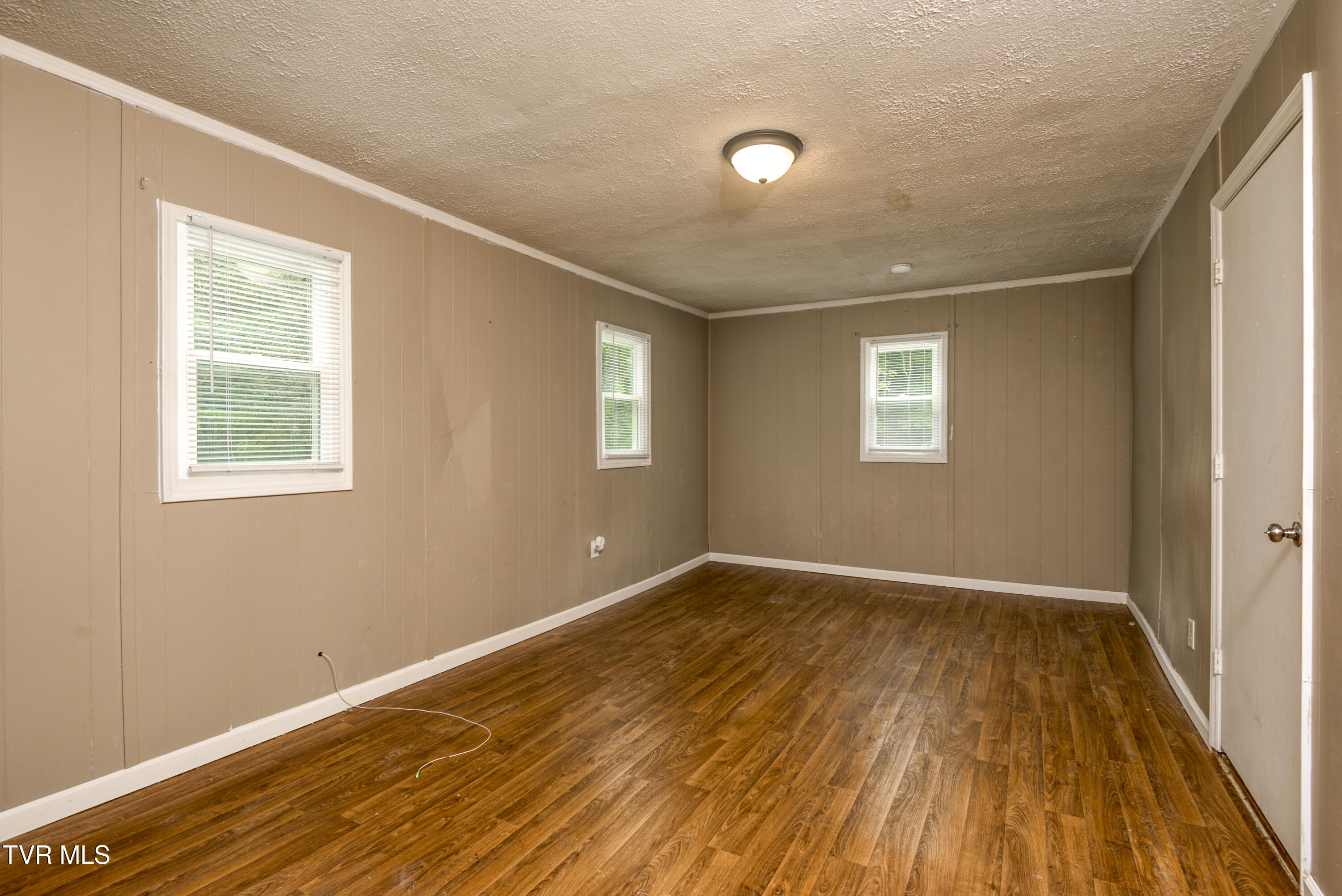 11030 College Drive, Meadowview, Virginia image 9