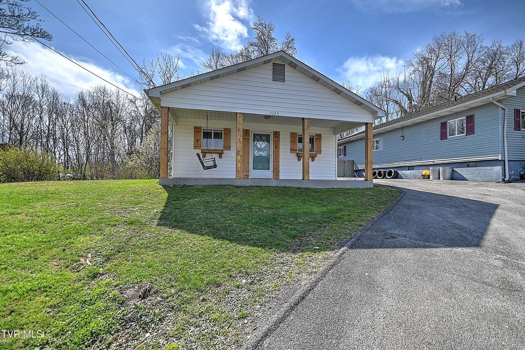 Photo of 2228 High Street, Bristol, VA 24201 (MLS # 9992602)