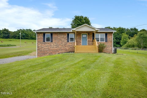 Photo of 2660 Kingsport Highway, Greeneville, TN 37745 (MLS # 9998093)