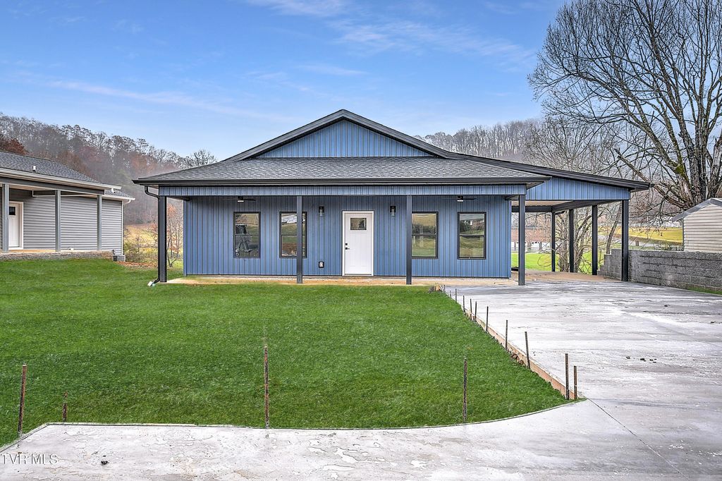 Photo of 1805 Rock Springs Road, Kingsport, TN 37664 (MLS # 9983603)