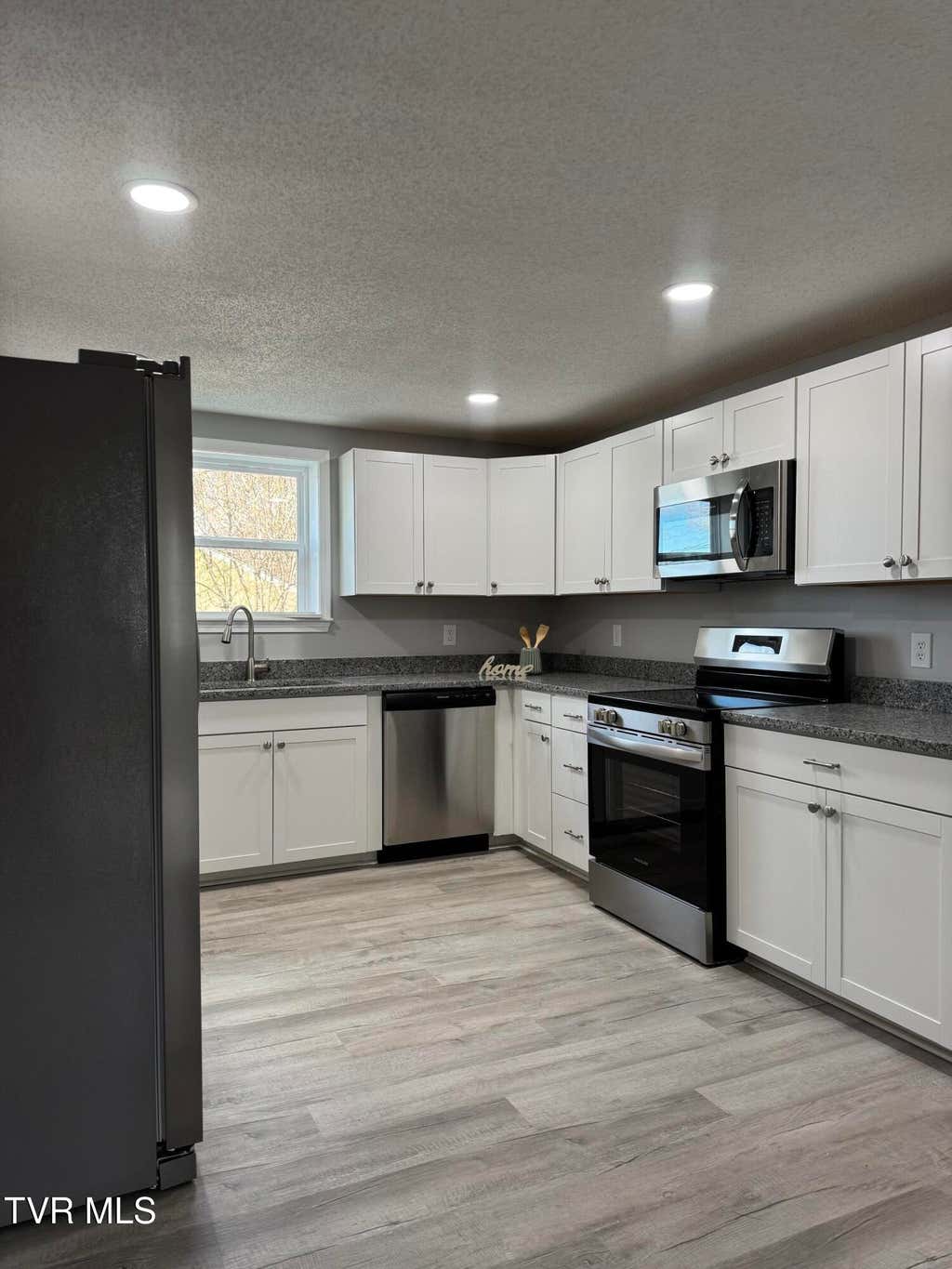 Photo of 2140 Randolph Street, Bristol, VA 24201 (MLS # 9998932)