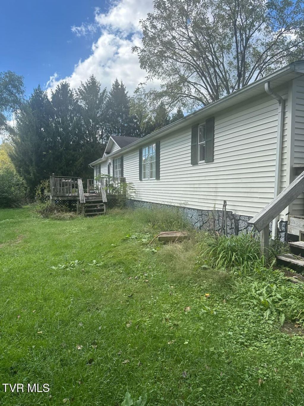 Photo of 223 Gun Smoke Drive, Nickelsville, VA 24271 (MLS # 9988756)