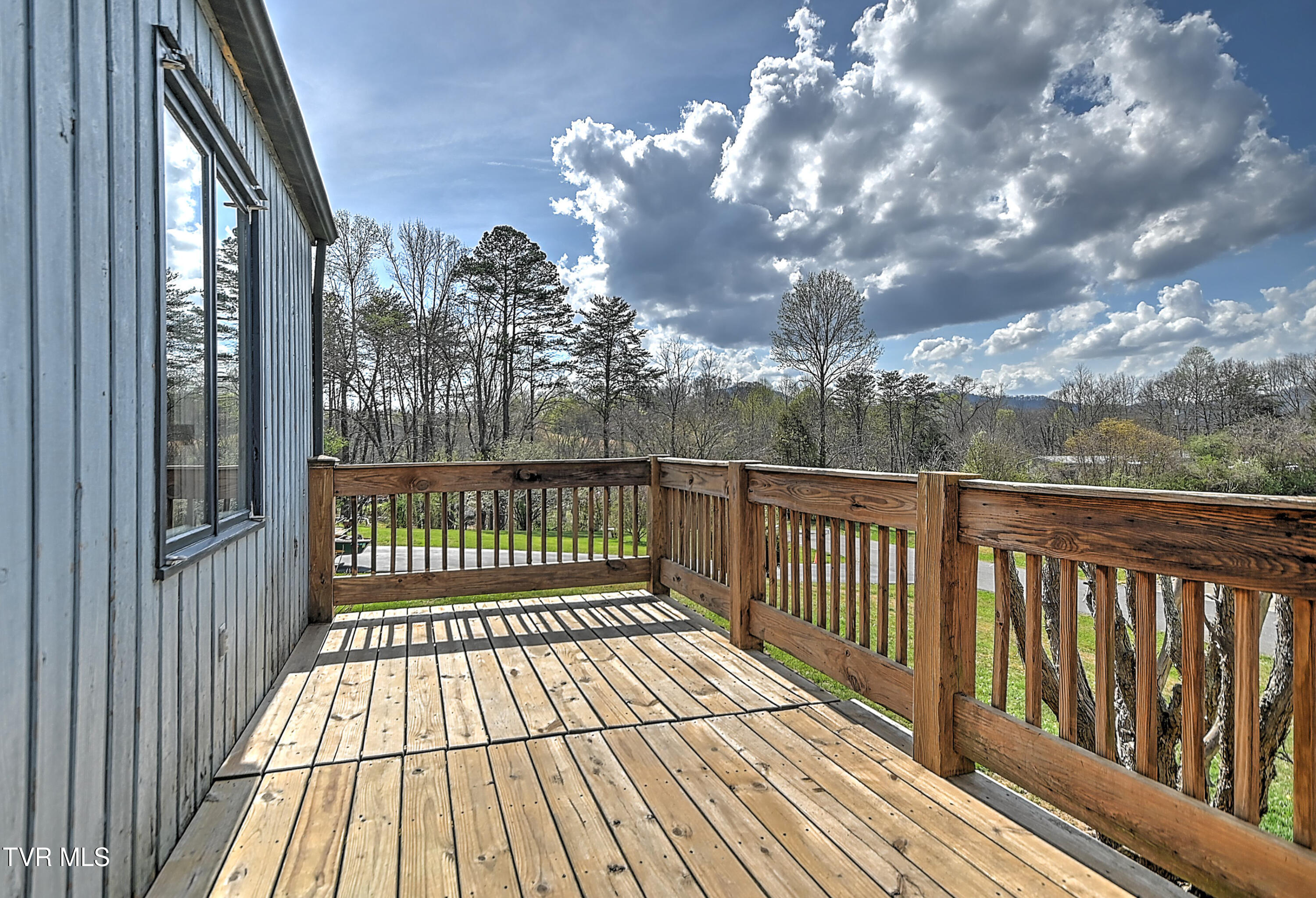 211 Sunny Hill Court