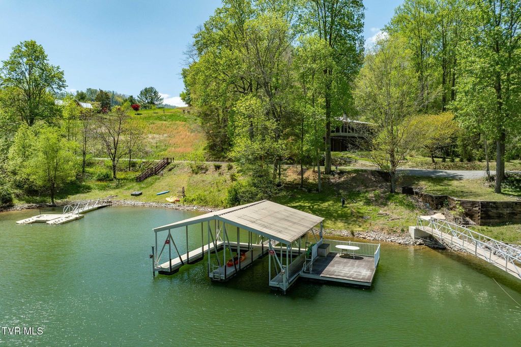Photo of 248 Cable Hollow Road, Butler, TN 37640 (MLS # 9994394)