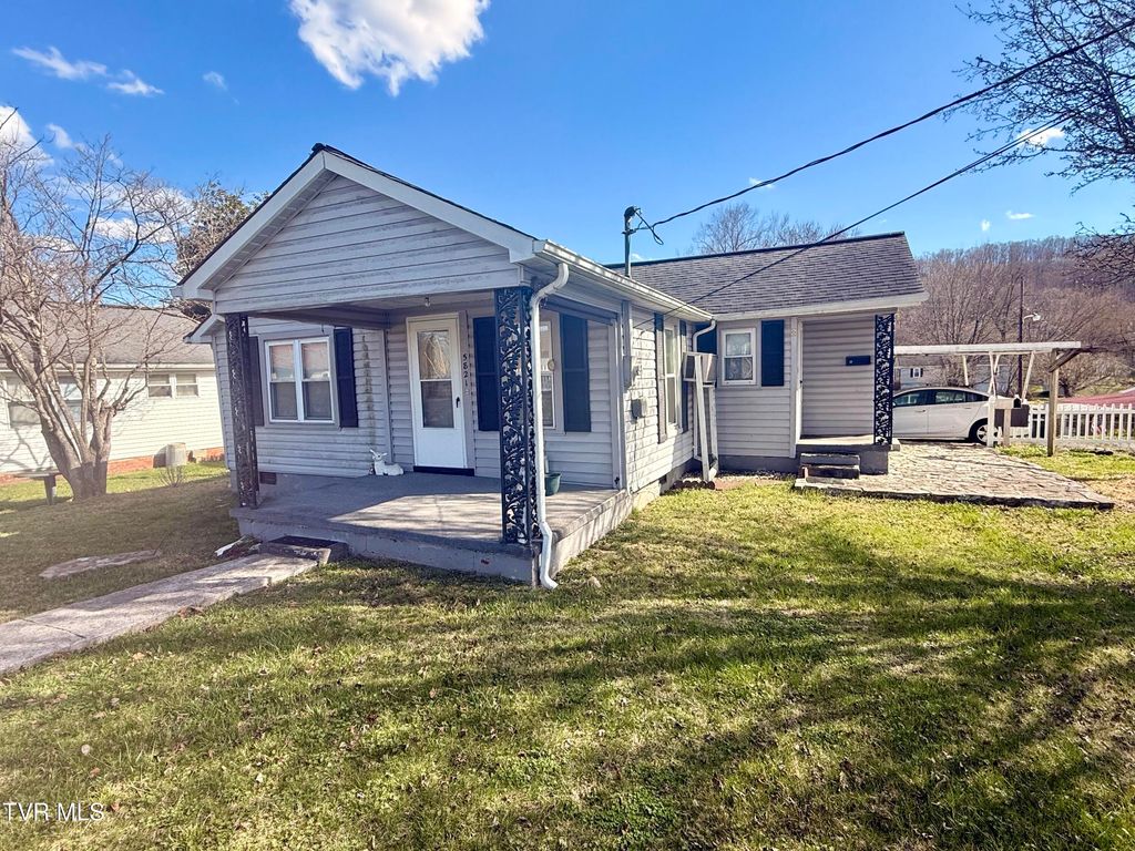 Photo of 5821 Orebank Road, Kingsport, TN 37664 (MLS # 9992058)