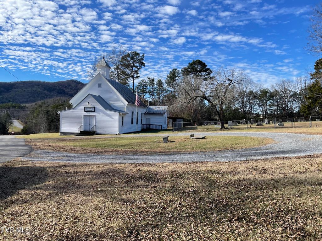 Photo of 205 Rehobeth Church Lane, Greeneville, TN 37743 (MLS # 9991027)