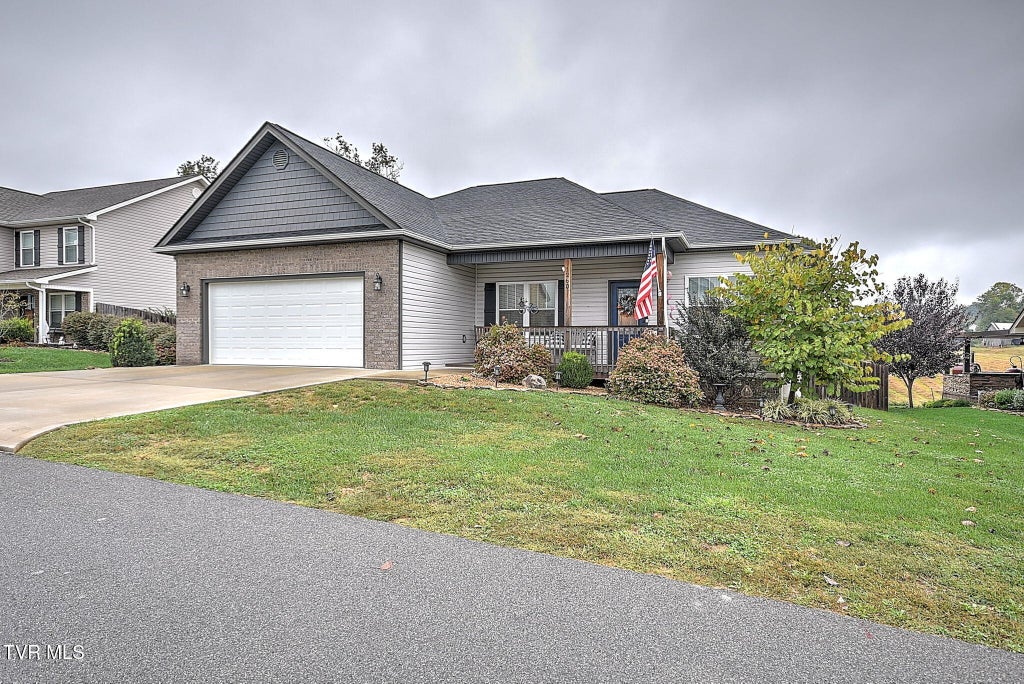 Photo of 1260 Lemongrass Drive, Jonesborough, TN 37659 (MLS # 10002061)