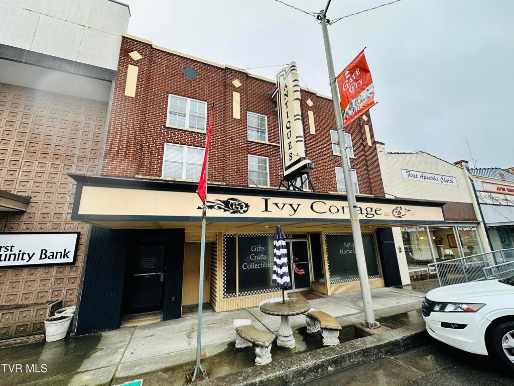 Photo of 143 Jackson Street, Gate City, VA 24251 (MLS # 9989988)