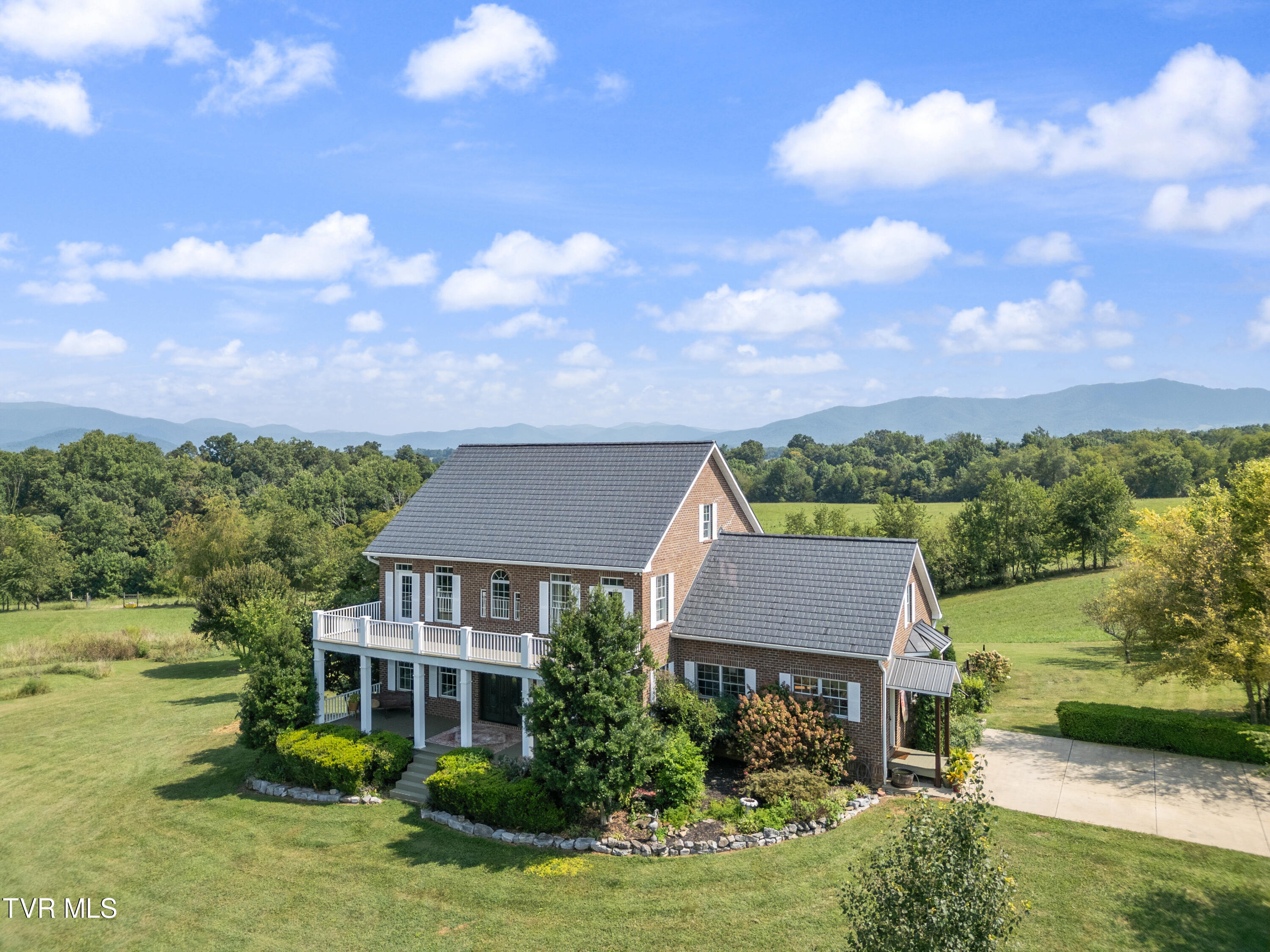 3405 Allens Bridge Road, Greeneville, Tennessee image 2