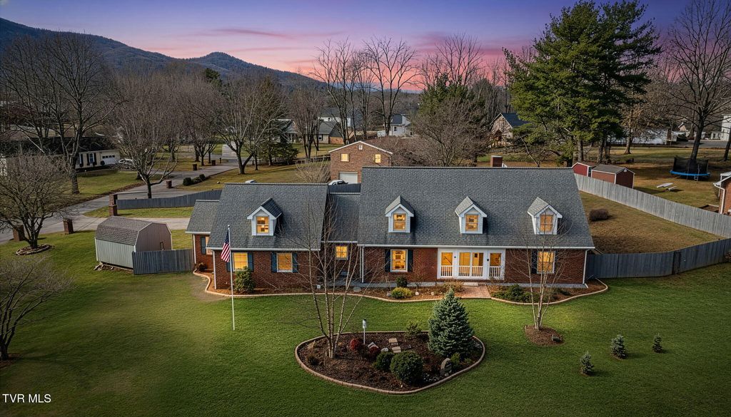 Photo of 3320 Martindale Drive, Johnson City, TN 37601 (MLS # 9989851)