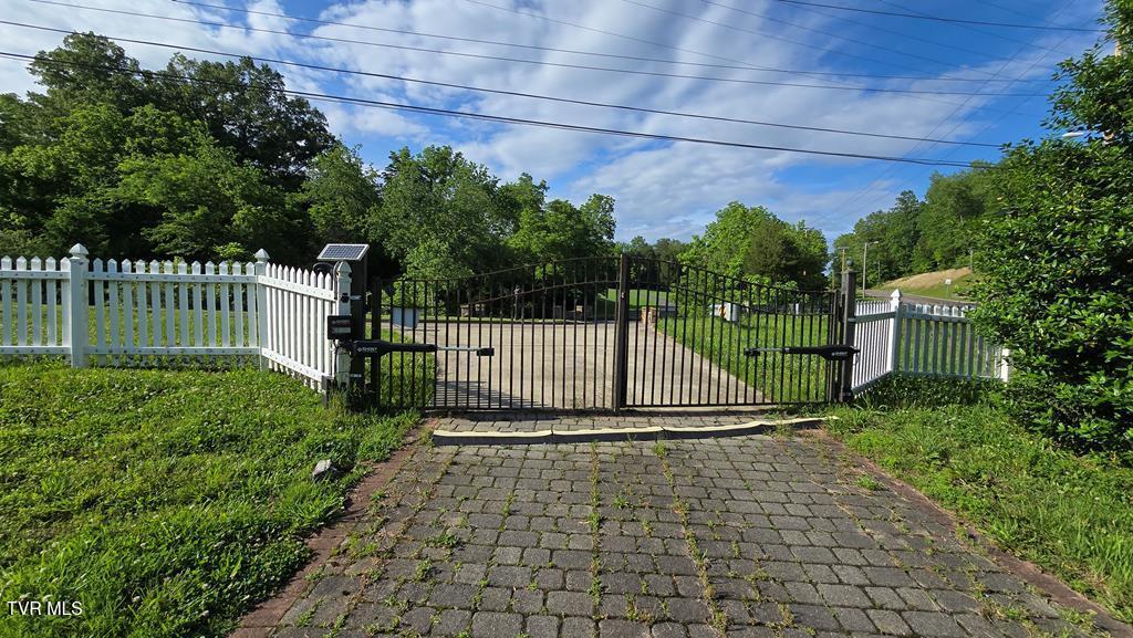 1229 Cooks Valley Road, Kingsport, Tennessee image 24