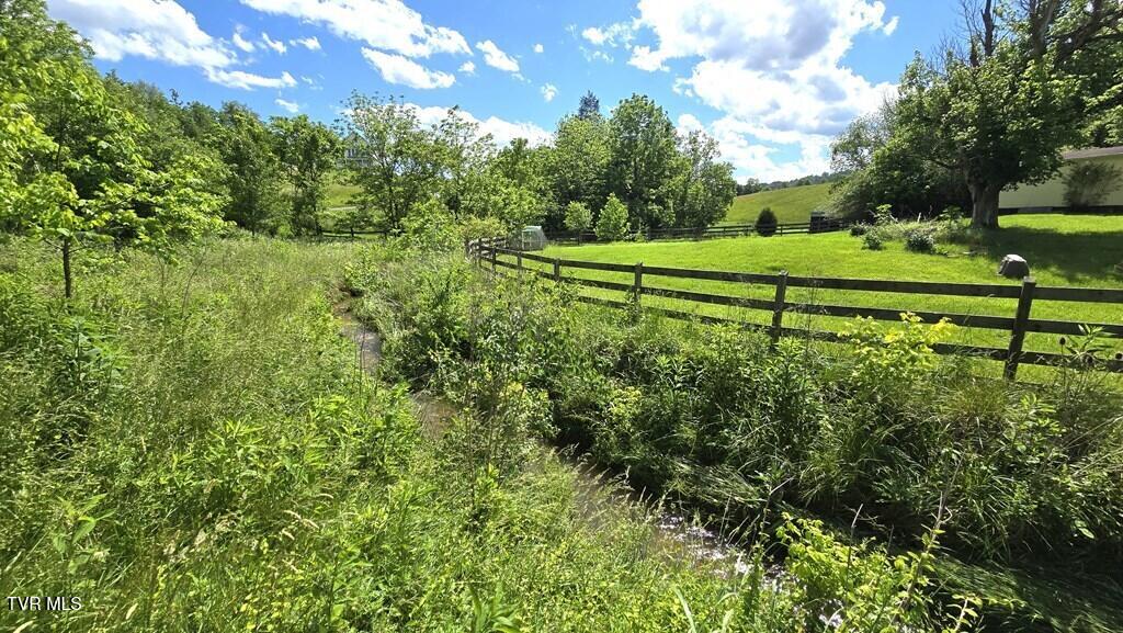 1229 Cooks Valley Road, Kingsport, Tennessee image 9