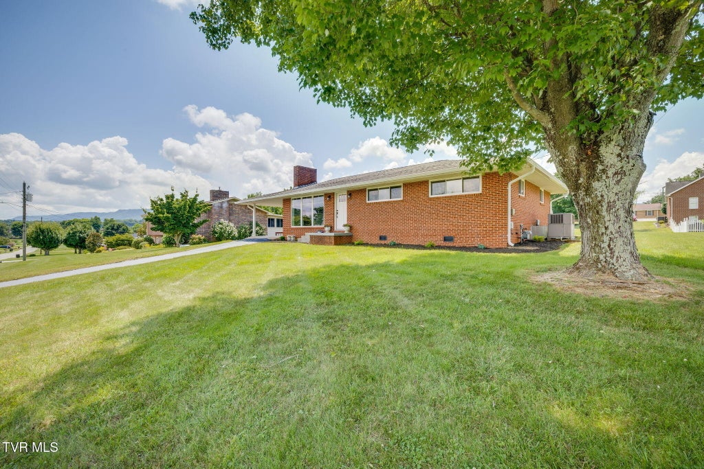Photo of 504 Wilson Street, Church Hill, TN 37642 (MLS # 9997941)