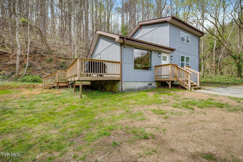 Photo of 1724 Echo Avenue, Kingsport, TN 37665 (MLS # 9993390)