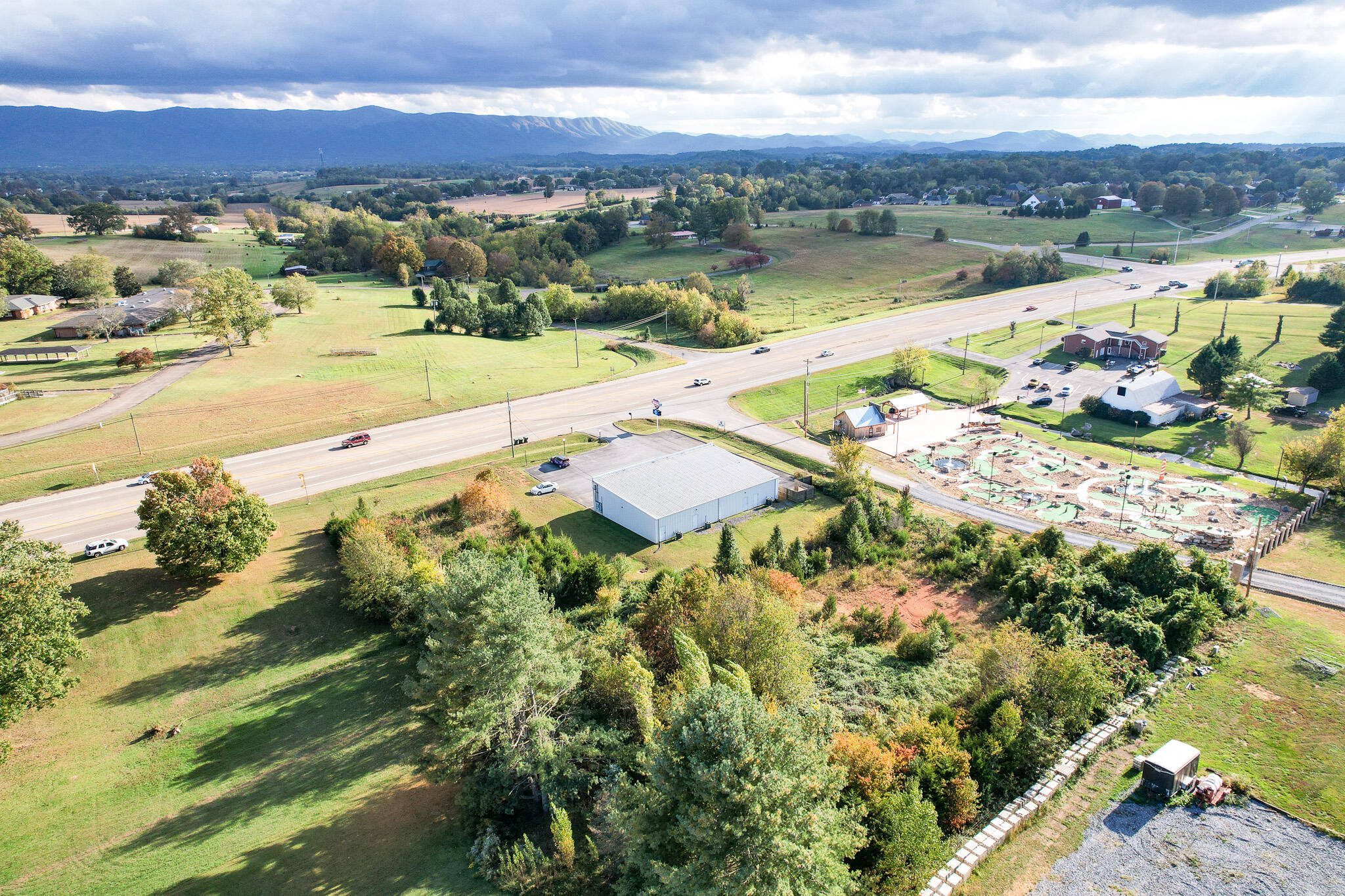 1.00 Acre+- Andrew Johnson 4733 Highway, Greeneville, Tennessee image 6