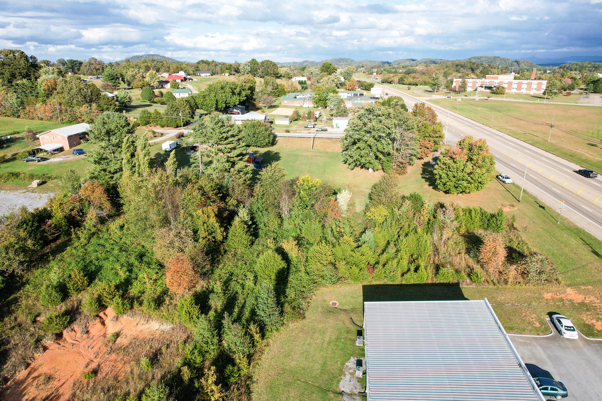 1.00 Acre+- Andrew Johnson 4733 Highway, Greeneville, Tennessee image 10
