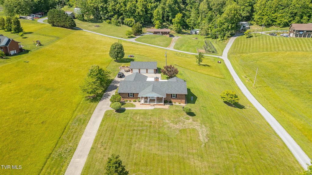 Photo of 234 Olinger Drive, Kingsport, TN 37660 (MLS # 9995408)