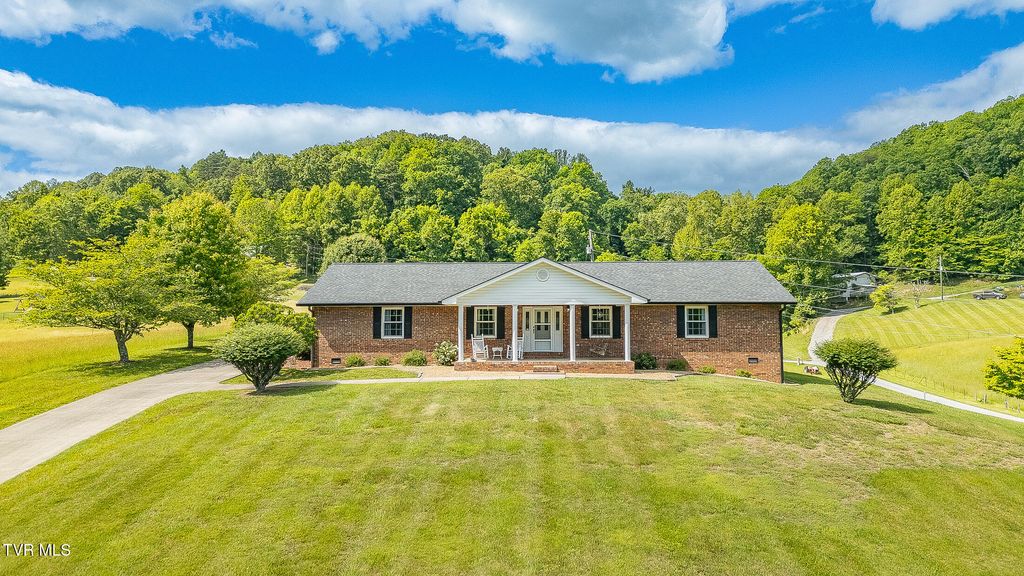 Photo of 234 Olinger Drive, Kingsport, TN 37660 (MLS # 9995408)