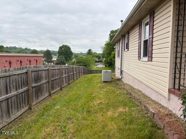 300 Cedar Street, Bristol, Tennessee image 4
