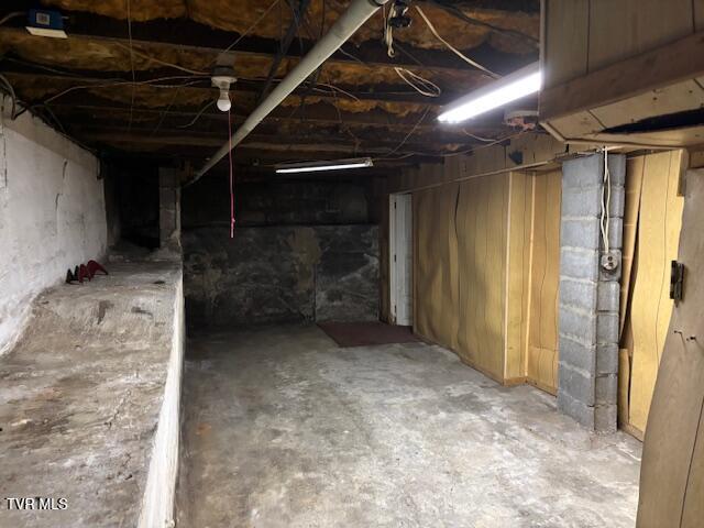 300 Cedar Street, Bristol, Tennessee image 22