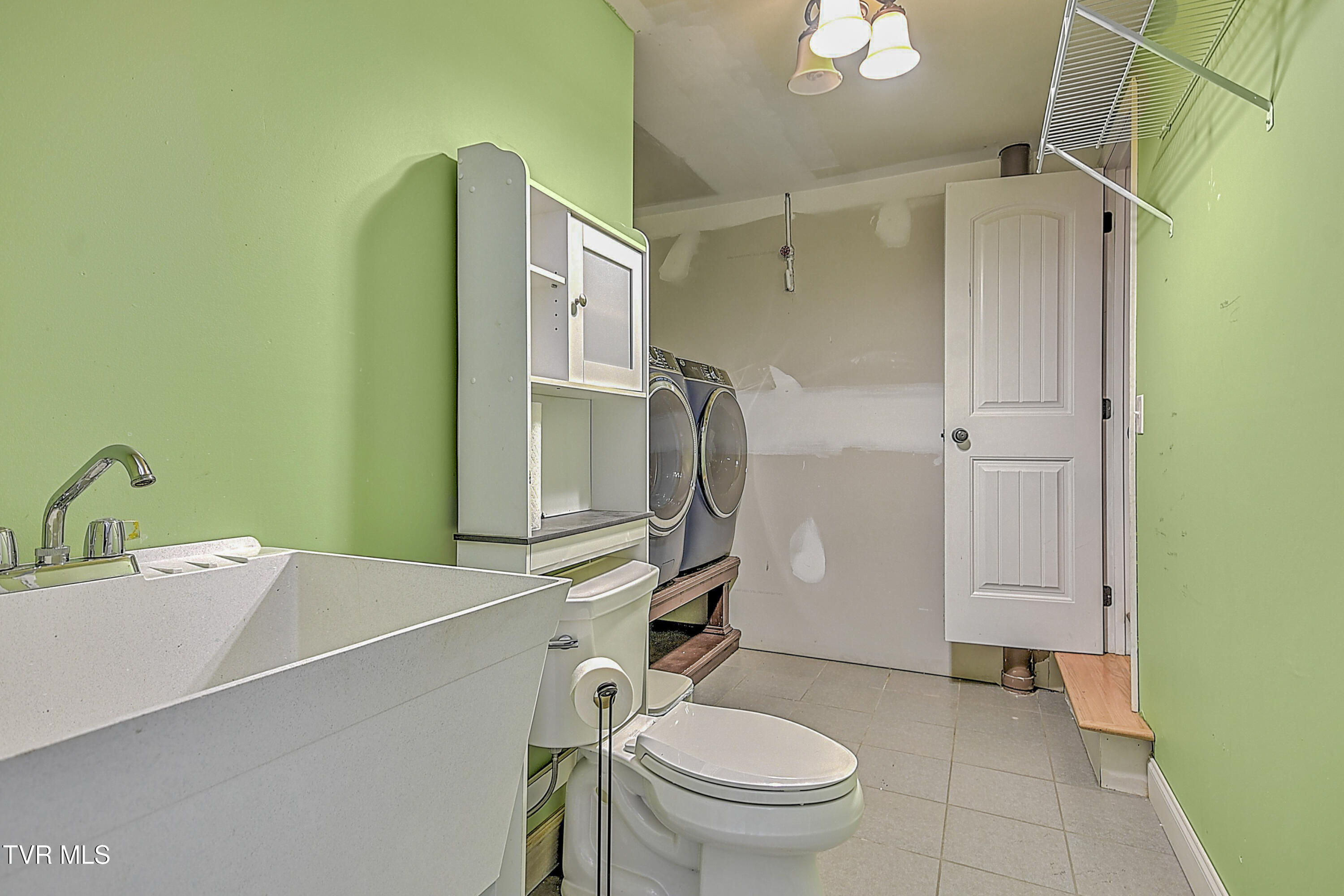 446 Harry Fry Drive, Gate City, Virginia image 36