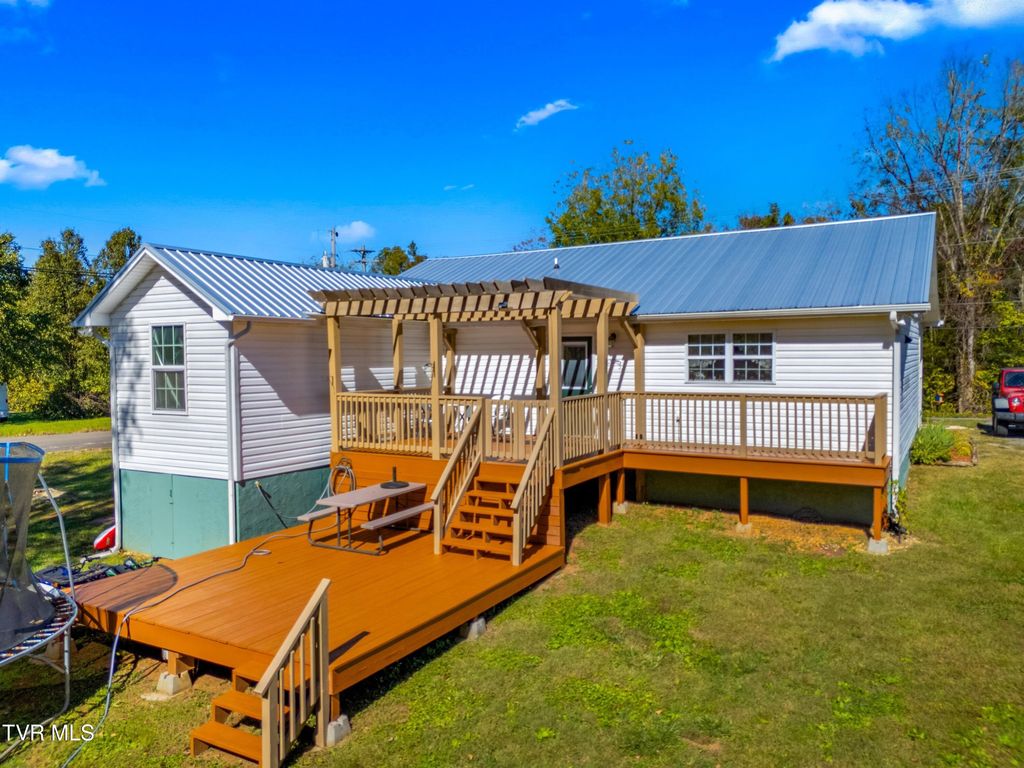 Photo of 1973 Rocky Springs Road, Bean Station, TN 37708 (MLS # 9987098)