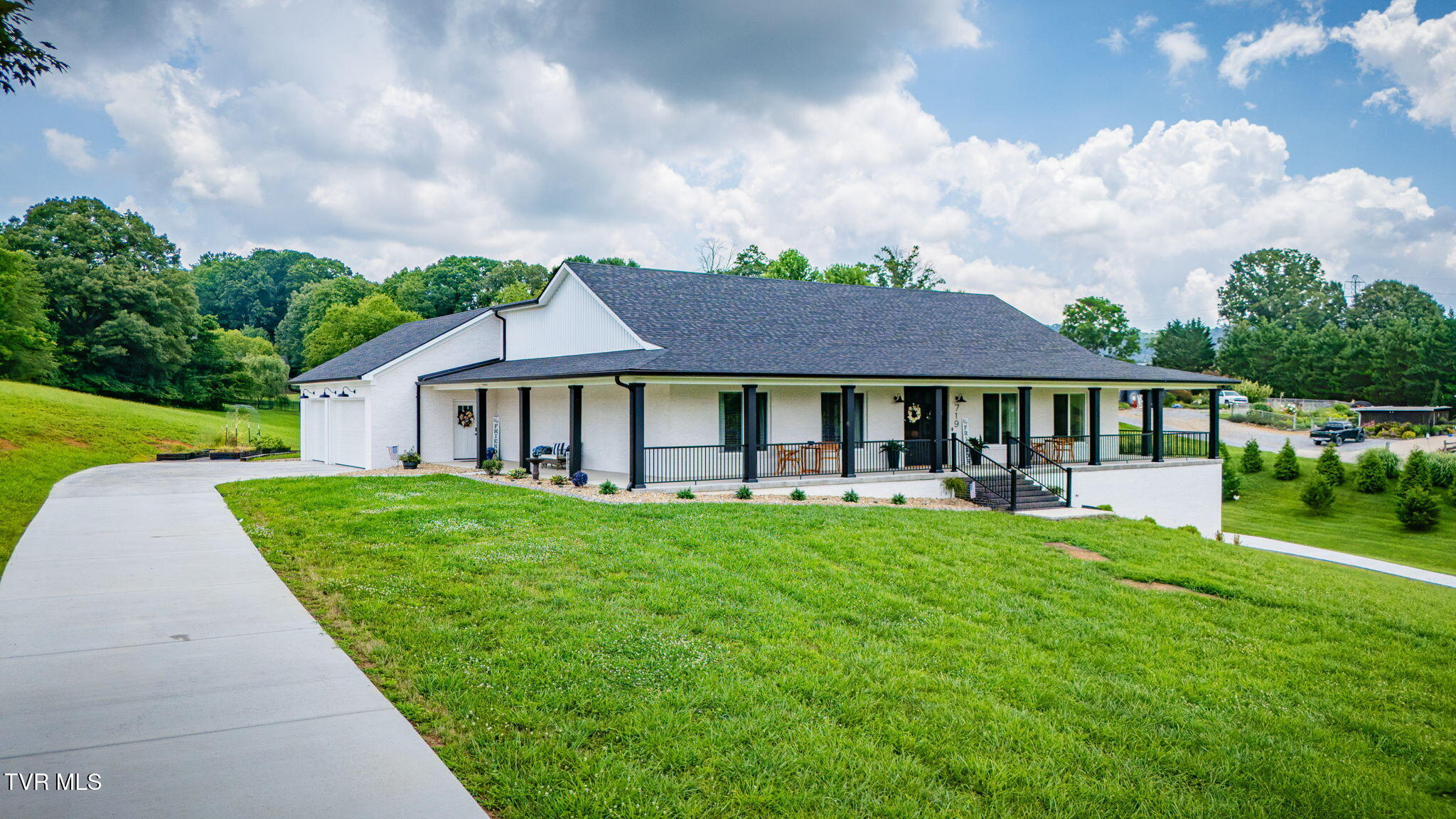 719 Fall Creek Road