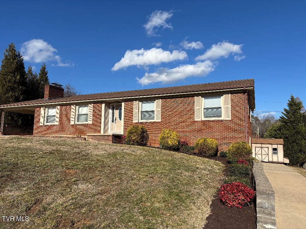 Photo of 3713 Bernard Circle, Kingsport, TN 37664 (MLS # 9993615)