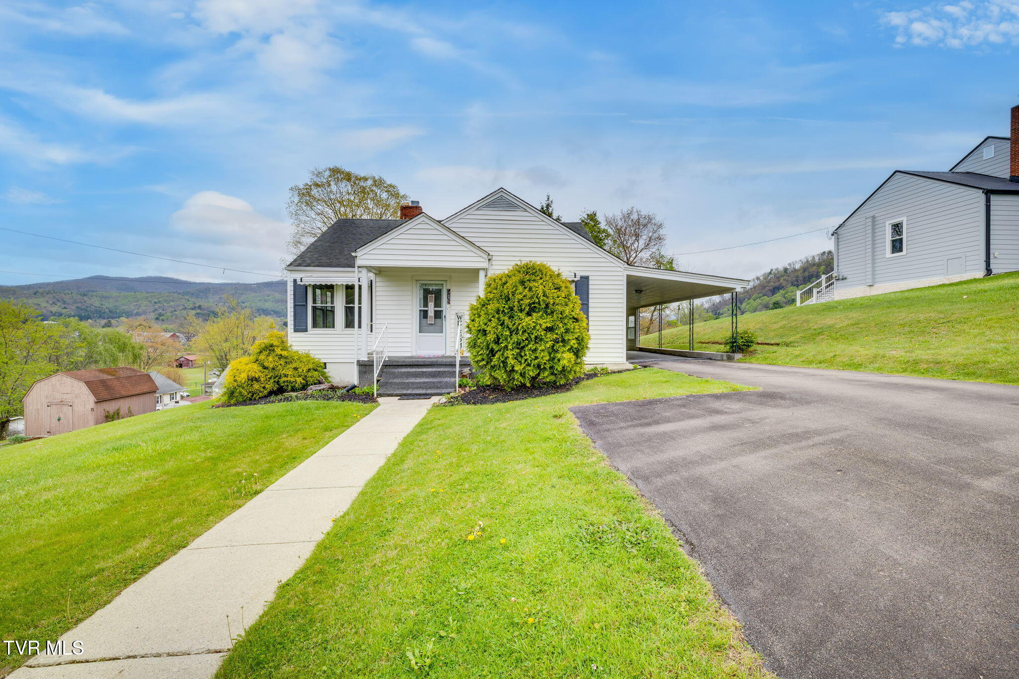 263 Oak Street, Mountain City, Tennessee image 2