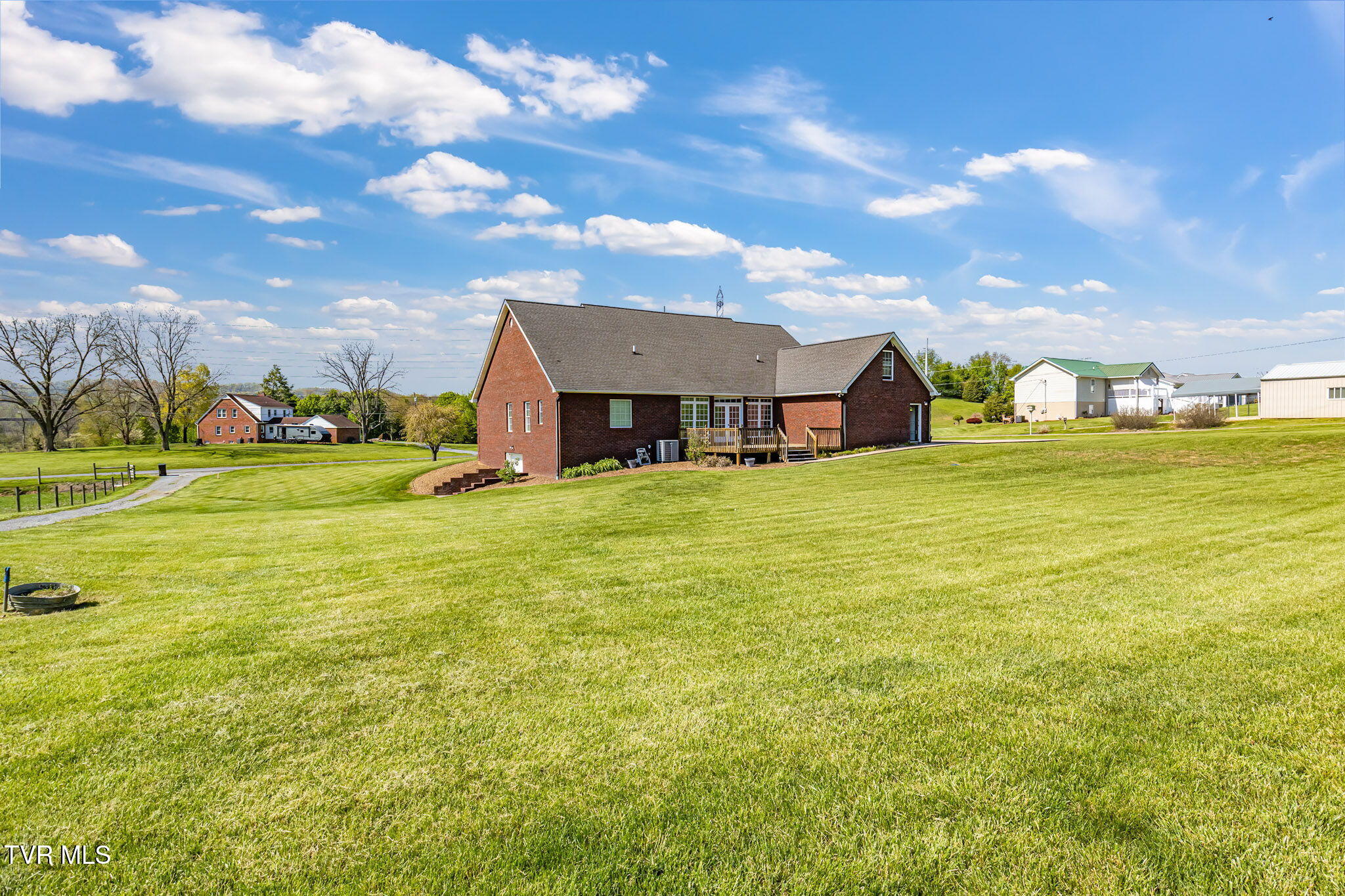 963 Beaver Creek Road, Bluff City, Tennessee image 45