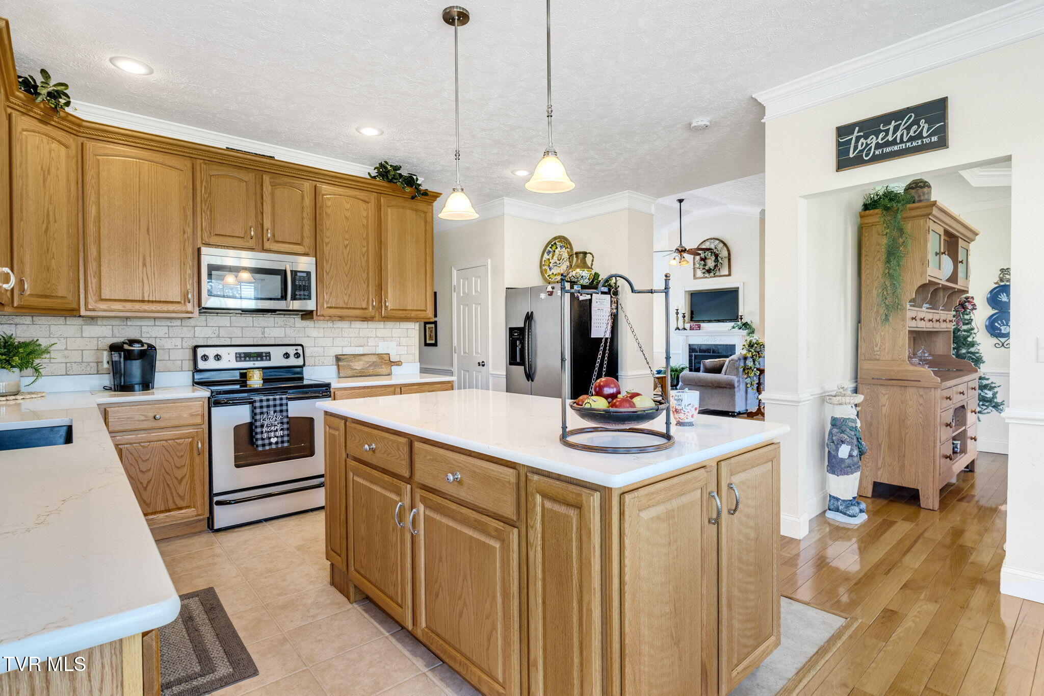 963 Beaver Creek Road, Bluff City, Tennessee image 8
