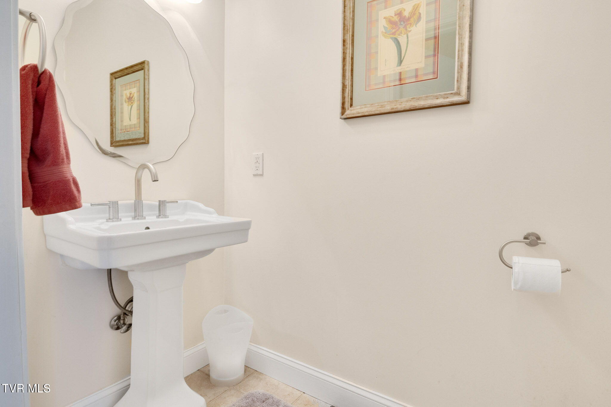 963 Beaver Creek Road, Bluff City, Tennessee image 32