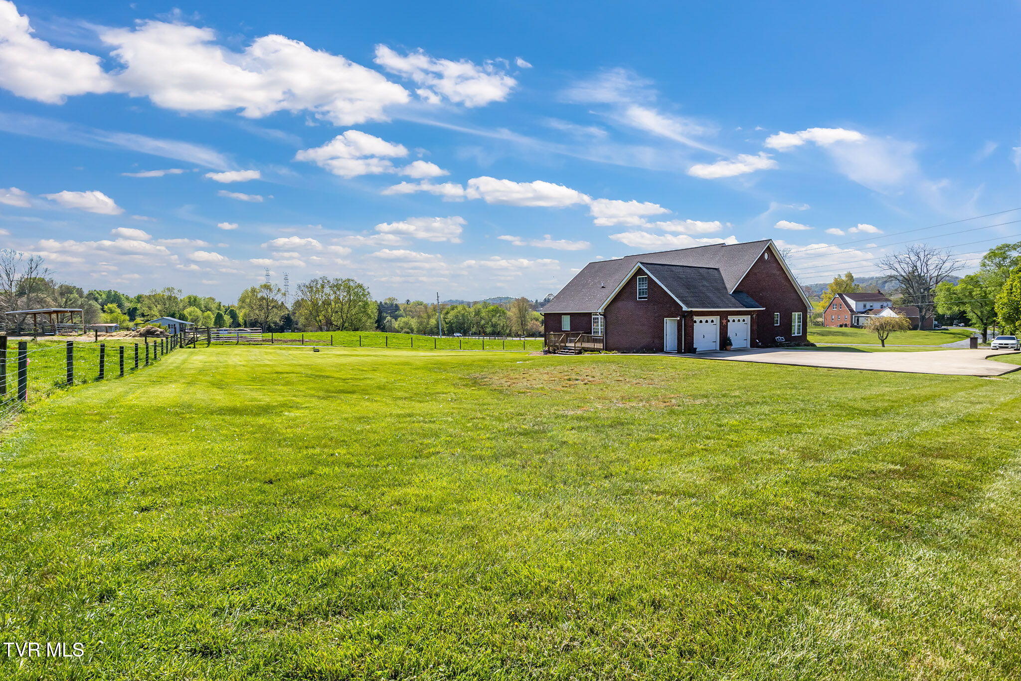963 Beaver Creek Road, Bluff City, Tennessee image 46
